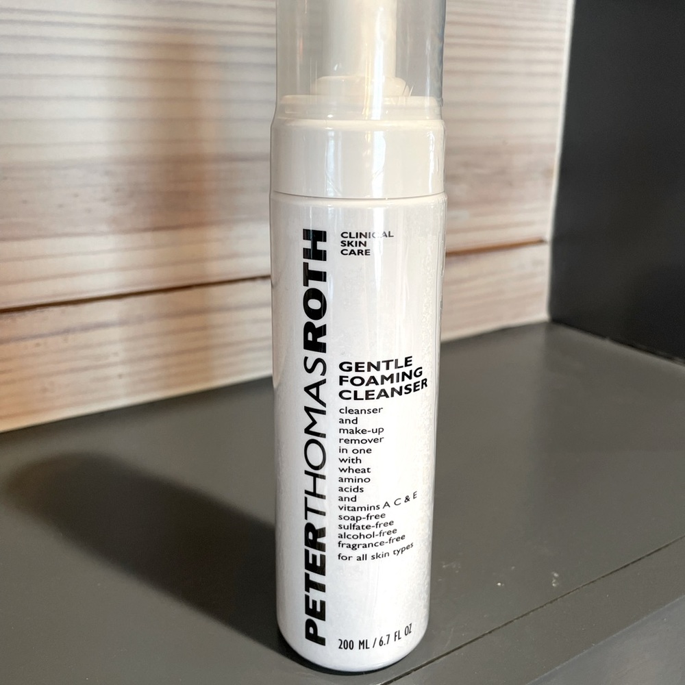 PETER THOMAS ROTH. Gentle foaming cleanser.